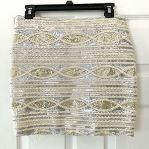 Gold/Silver Sequin Mini Skirt. Size M.